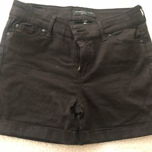 Girls celebrity pink shorts